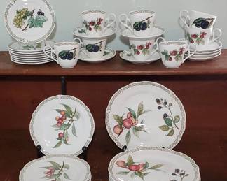 009 Noritake Royal Orchard