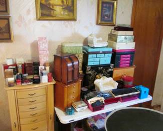 JEWELRY BOXES