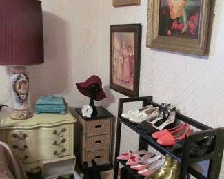 SHOES, BOOTS AND AVON FOOTWEAR SAMPLES
