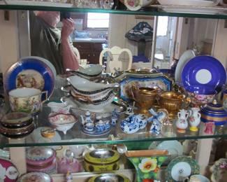 PORCELAIN COLLECTIBLES