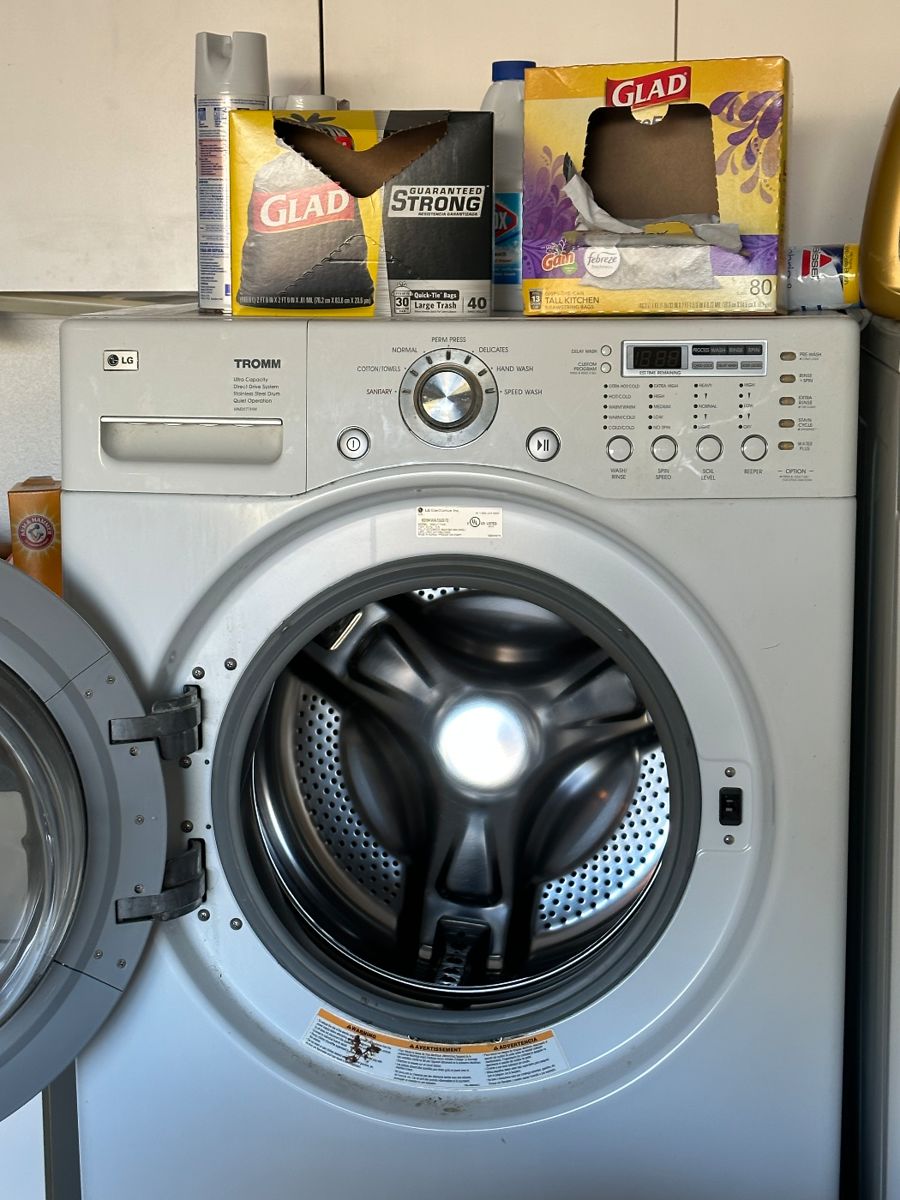 More Splendid Estate Sale in Ocala, FL starts on 10/26/2023