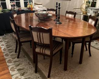 beautiful large drop side d/r table w 6 creat chairs