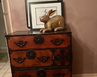 Tansu Japanese dresser