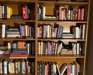 BOOKS BOOKS BOOKS >>lots of them