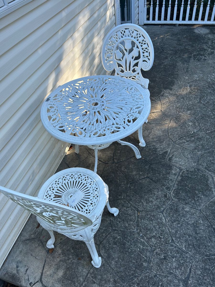 Something for everyone estate sale in Rumson starts on 10/28/2023