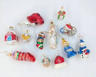 (3) VINTAGE CHRISTMAS ORNAMENTS 4" HAND BLOWN GLA...