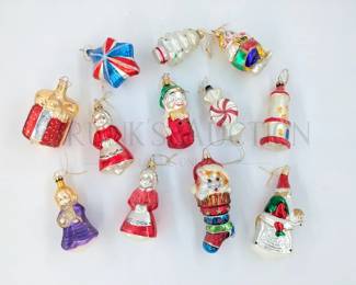 (3) VINTAGE CHRISTMAS ORNAMENTS 4" HAND BLOWN GLA...