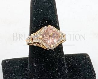 5.39 GRAMS TW 14K GOLD RING W/ PINK STONE SIZE 9