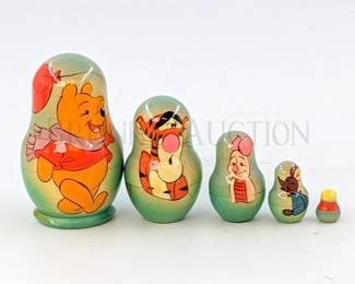 (5 PC) WINNIE THE POOH NESTING DOLL HAND PAINTED .5" - 3.25 T