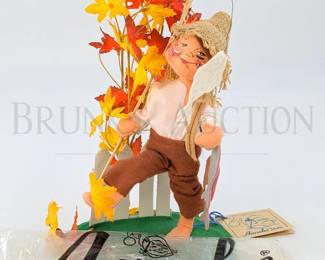 ANNALEE SOCIETY LOGO KID, GOING FISHING U.S.A. 1995 10" (STILL IN...