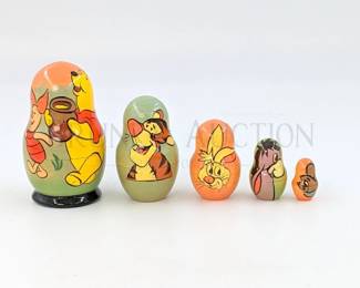 (5 PC) WINNIE THE POOH NESTING DOLL HAND PAINTED 1" - 4" T