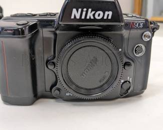 (2) NIKON 35MM CAMERAS & ACCESSORIES (1) TAMRAC CAMER...