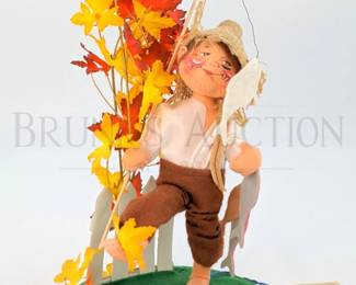 ANNALEE SOCIETY LOGO KID, GOING FISHING U.S.A. 1995 10" (STILL IN...