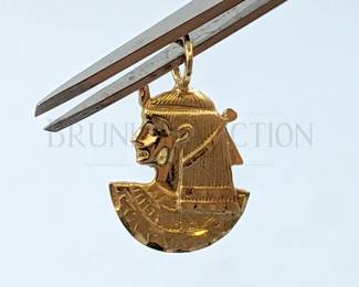 2.06 GRAMS TW 14K GOLD EGYPTIAN PENDANT 1"