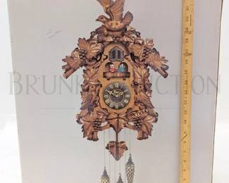 JCPENNEY HOME COLLECTION WALNUT CUCKOO CLOCK IN ORIGI...