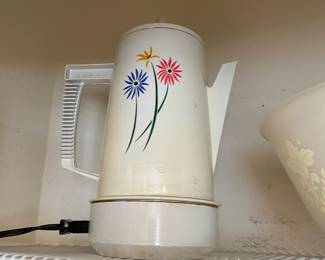 White Regal Poly Hot Pot with Floral Design
