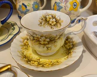 Royal Albert Teacup & Saucer - Melody Series Duet