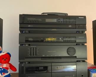 Magnavox Compact 5 Disc Changer - CDC 550, Magnavox  AM/FM Stereo Dual Cassette Radio Receiver Surround Sound with Speakers - AS9517