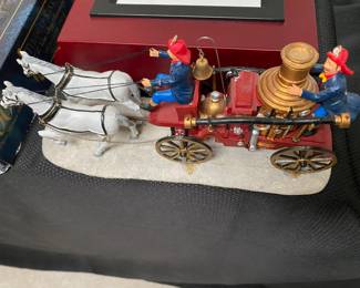 Lemax Village 2000 - Horse drawn Steam Pumper Fire Wagon Figurine