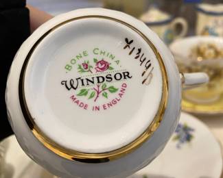 Royal Windsor Cup & Saucer - Blue Forget-Me-Nots Design