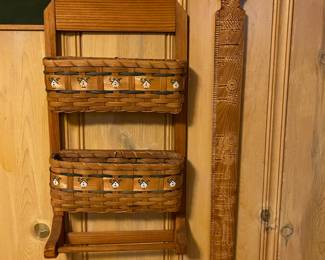 Wall Organizer with Birdhouse Design, Carved Wood Calendar (Primstav)