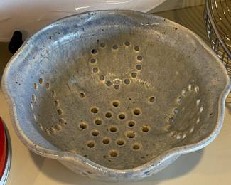 Gray Pottery Berry Bowl