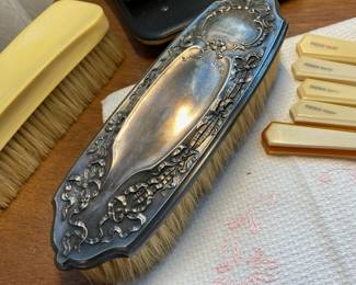 Victorian Vanity Bristle Brush 