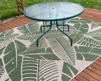 Green Patio Table with Glass Top, Indoor/Outdoor Palm Leaf Design Area Rug