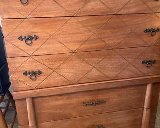 Dixie 5 Drawer High Boy Dresser with Diamond Pattern
