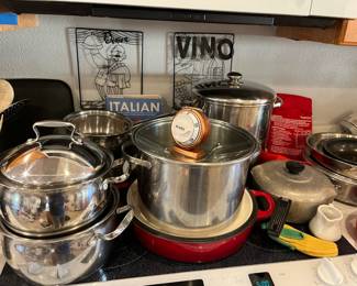 Assortment of Pots & Pans