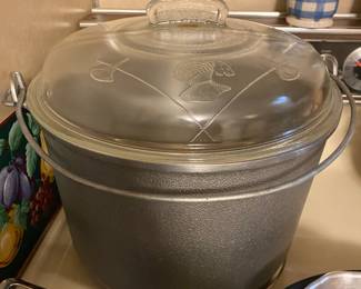 12 Quart Guardian Service Ware - Aluminum Stock Pot with Handle Clear Glass Lid