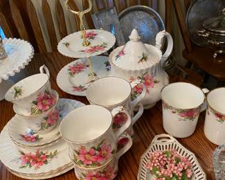 Royal Albert Old Country Roses Tea Set