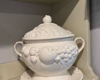 1950s Signature Ceramic Fruit Themed Soup Tureen - Made in Japan 