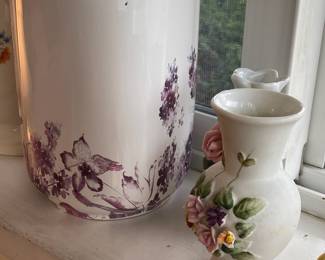 Debi Lilly Design Jar, Small White Vase with Floral Design