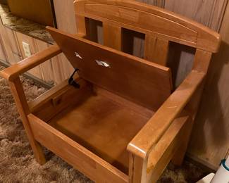 Oak One Person Bench with Storage