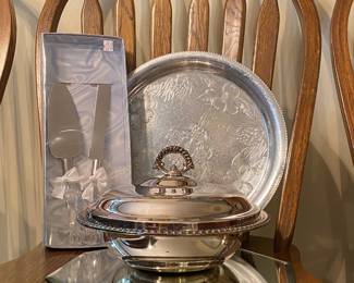 Round Silver Plate Covered Warming Serving Dish, Stainless Serving Knife & Cake Knife with Clear Handle