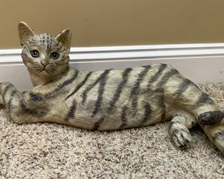 Resin reclining cat statue