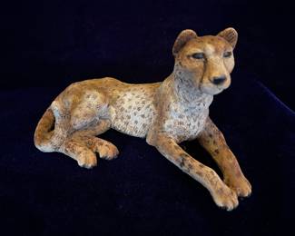 Cheetah figurine from Italy