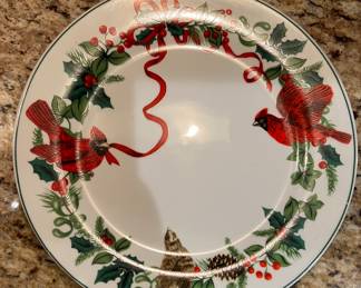 Royal Norfolk holiday plates 