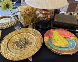 H35 - Table Lamp is $25 - Decorative items are $2 - $10