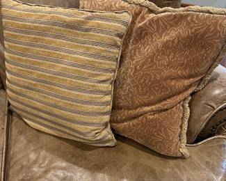 H21 - $5 each. Fabric Throw Pillows