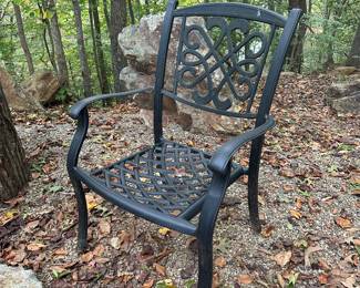 G42 - $125. Round Patio Table with 4 chairs.