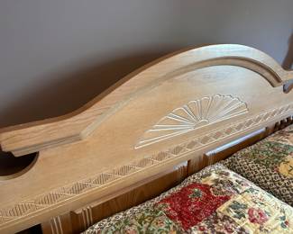 G9 - $175 - Queen Bed & Mattress