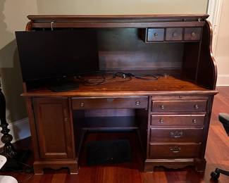 H25 - $250. Roll Top Desk - moves in *1* piece - top does not come off. Measures 33" deep x 60" long x 52.5" tall. Has keys to lock, secret compartment, keyboard drawer, plugs inside. Minor wear on the main surface from use.