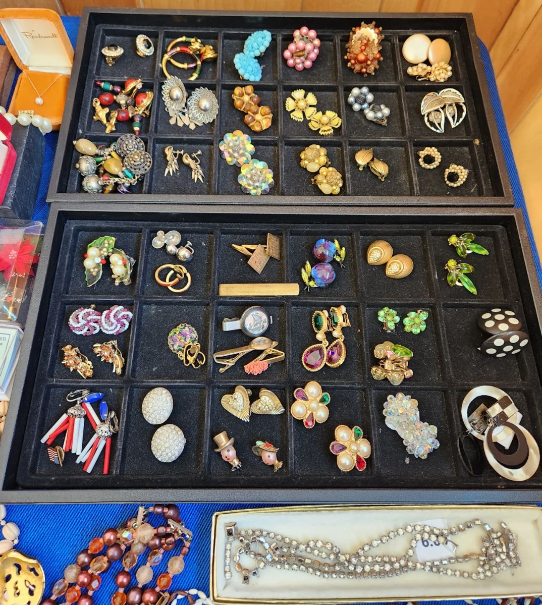 Lorain Sale Everything Must Go! starts on 10/28/2023