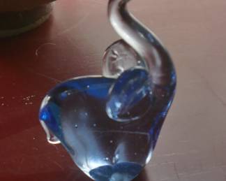 glass elephant