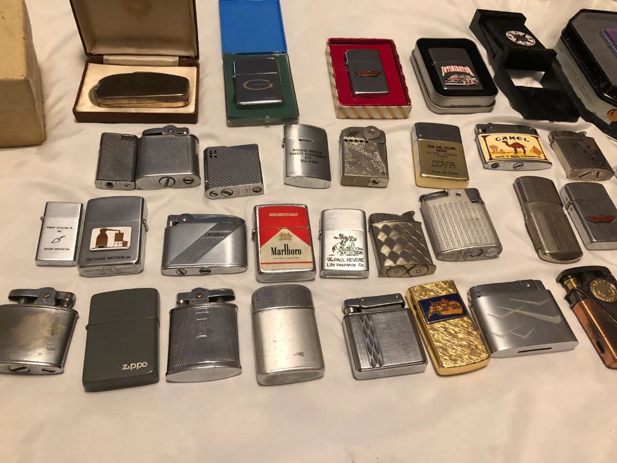 Treasure Trove Estate Sale Discover Vintage... starts on 10/28/2023