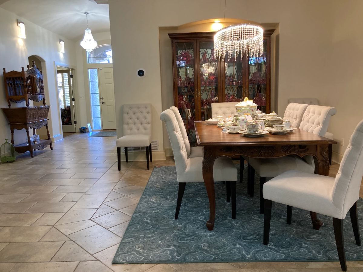 Leawood Traditional & Antique Estate Sale... starts on 11/30/2023