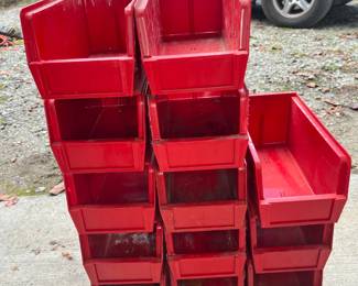 16 Quantum Stackable Organizing Bins