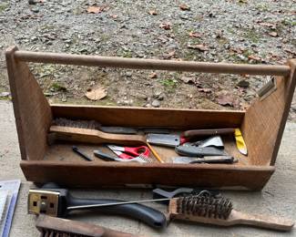 VTG Wooden Carpenter Toolbox w/ Wire Brushes +

